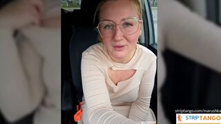 Watch my pussy in my car! Click to vibe!
