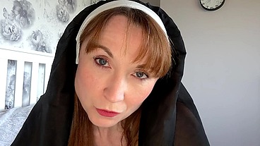 Nun MILF Finger Fuck And Squirting