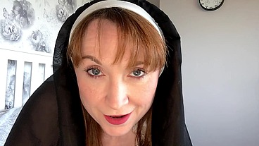 Nun MILF Finger Fuck And Squirting
