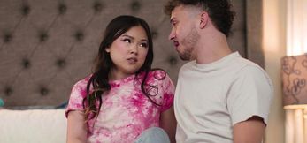Surprise Visit from Boyfriend: Apollo Banks Shows Up at Lulu Chu's Window!