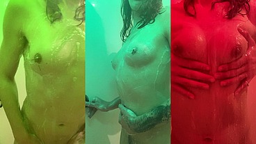Je t'embarque sous ma douche au Formule un du coin !tu pourrais venir me ...