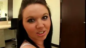 Eager Beauty Opens Wide Throat, Swallowing Hot Sticky Cum Greedily