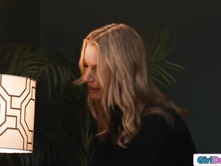 Large tit stepmom Lexi Luna and small stepdaughter Demi Hawks booked a BnB and can lastly lick out of prying eyes.They proceed to lick ifo the owner