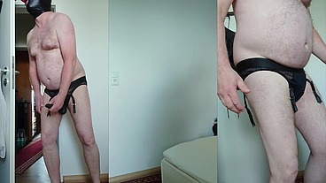 Nylonjunge und seine geilen Dildos