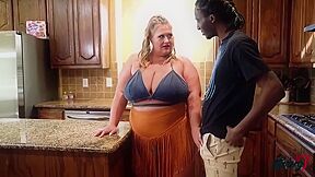 Veronica Jasmine Gets The Job Done With Mrblvckrose