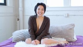 A Talk With Asian Hottie Hope Gold