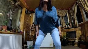 cameltoe milf twerks in jeans – blowjob & cum all over my puffy jacket 334