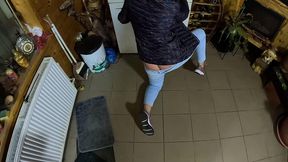 cameltoe milf twerks in jeans – blowjob & cum all over my puffy jacket 334