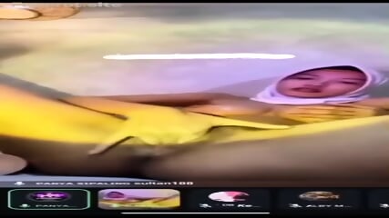 Panya jilbab putih toket mulus colmek terbaru