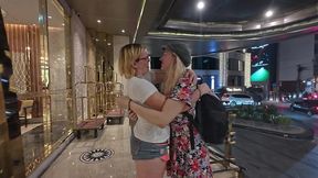 voyages a bangkok je retrouve ma cherie tgirl lysia pour une visite de la ...