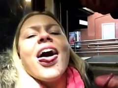 Amateur Bahnhof Blowjob