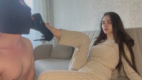 Mistress Jennifer Makes Her Slave Clean Her High Heels Bondage Hands