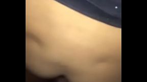 Novinho comendo namorado na escadado do shopping