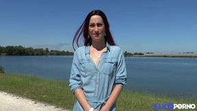 carlie, belle coquine, veut de la sodomie avant tout