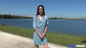 carlie, belle coquine, veut de la sodomie avant tout
