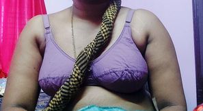 Desi Bhabhi Mohini Sex with Delivery Boy