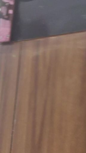 Kamwali bai jhadu pochha kar rahi hai uski bade bade bol dekh kar Muth Marne ka   Clip 1