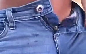 Tranny uses her vibrator