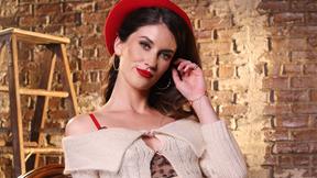 Gorgeous MILF exposed her sexy body after passion striptease for Playboy