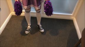Cheerleader try outs