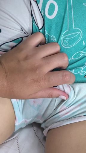 Sleepover night: I convinced my stepcousin to let a woman masturbate her.   Clip 1