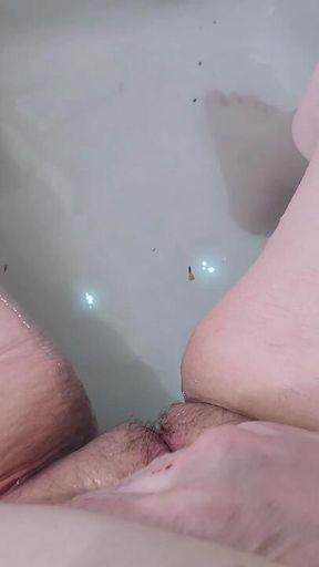 Self-Pleasure in Bath