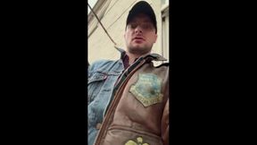 Kinkysirius Enjoy Rain Shower in Brown Vintage Leather Bomber and Levis Jeans Outfit