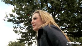 Dahlia Sky gets facial sprayed from James Deen