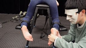 Hot Blonde Gyaru Foot tickling