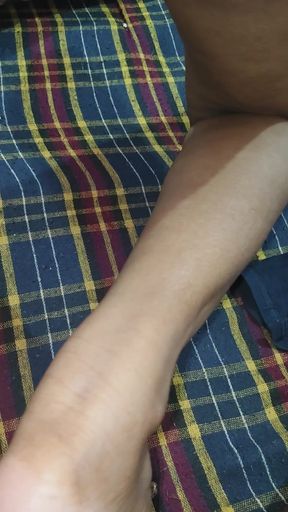 Desi Girl Wants Cumming Inside Pussy with Hardcore Action