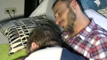ELI SHAIM fuck bareback a youg bear