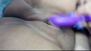 Overstimulated: Can'_t stop squirming on camera