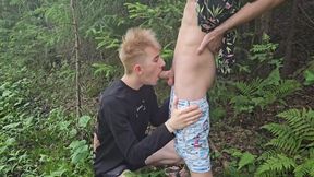 Sucked a Guy with a Big Dick in the Forest, Cum on His Face