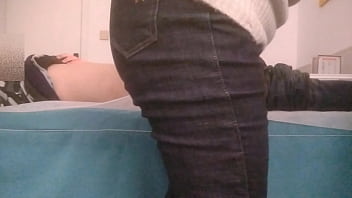 Massage Parlour Whore Gets a Surprise Blowjob