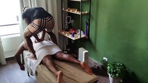 Camera Captures Image of Bear.