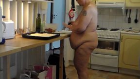Jen is all nude and baking
