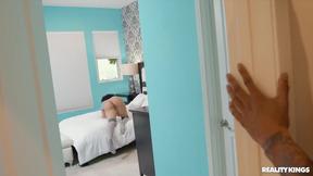 ”Diamond Banks gets ravaged by big black dick after yoga”