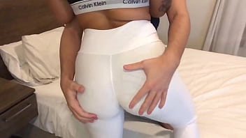 CHEGUEI SUADA DA ACADEMIA E MEU NAMORADO ME DEU UM BANHO DE PORRA - COMPLETO NO RED - LUANA PRADO