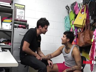 Unable To Resist The Urge For This Security's Rod