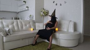 Pregnant witch farts a