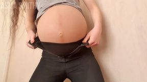 Contractions, Bloated Belly and Pregnant MP4