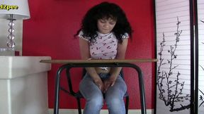 kiki cali pisses her tight jeans under desk