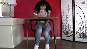 kiki cali pisses her tight jeans under desk