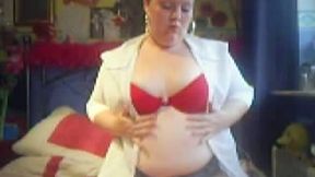 Chubby white brunette harlot stripteases on webcam