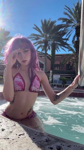 Amateur teen with big tits exposes herself