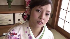 Japanese Amateur Rei Mizuna Shows Off Her Skills With Toys and Masturbation Techniques