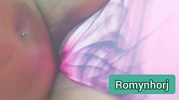 Romynhorj fudendo a ex cunhada gozando dentro .e amiga dela filmando toda a foda . completa no RED