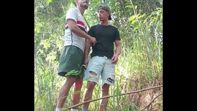 Encontrei ele na Trilha gozei dentro dele - Celular escondido