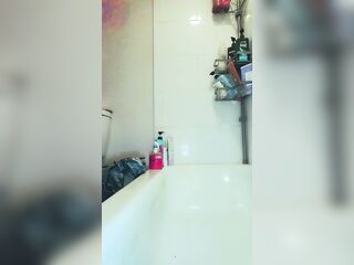 mother i'd like to fuck pissing in the shower