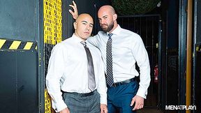 Cruising At Club-X 3 - MENatPLAY